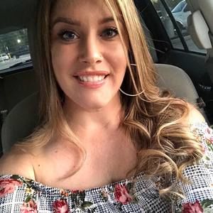 Meet your Posher, Alyssa